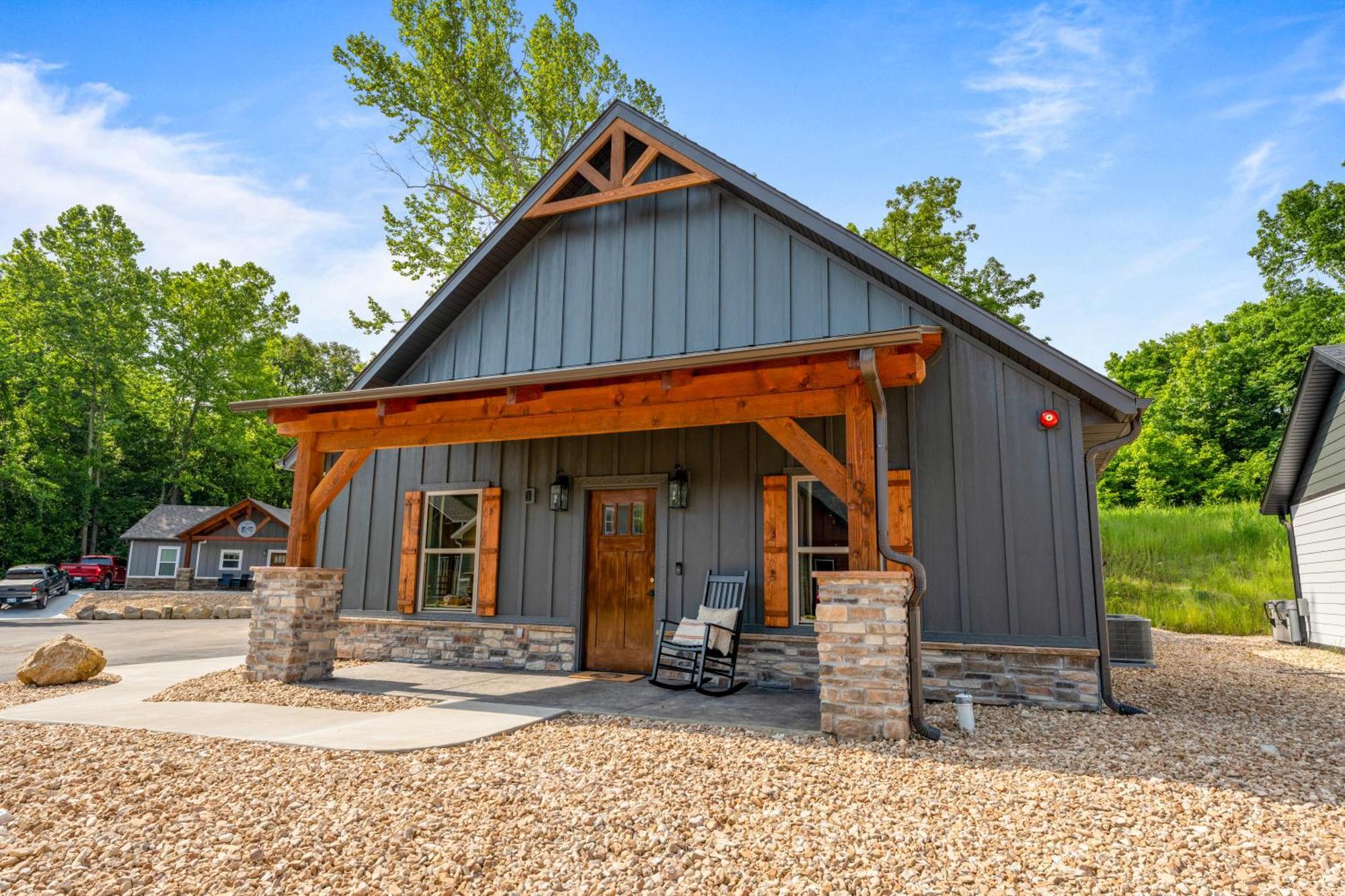 New Ozark Oasis Luxe Cabin Retreat With Hot Tub Hollister Bagian luar foto