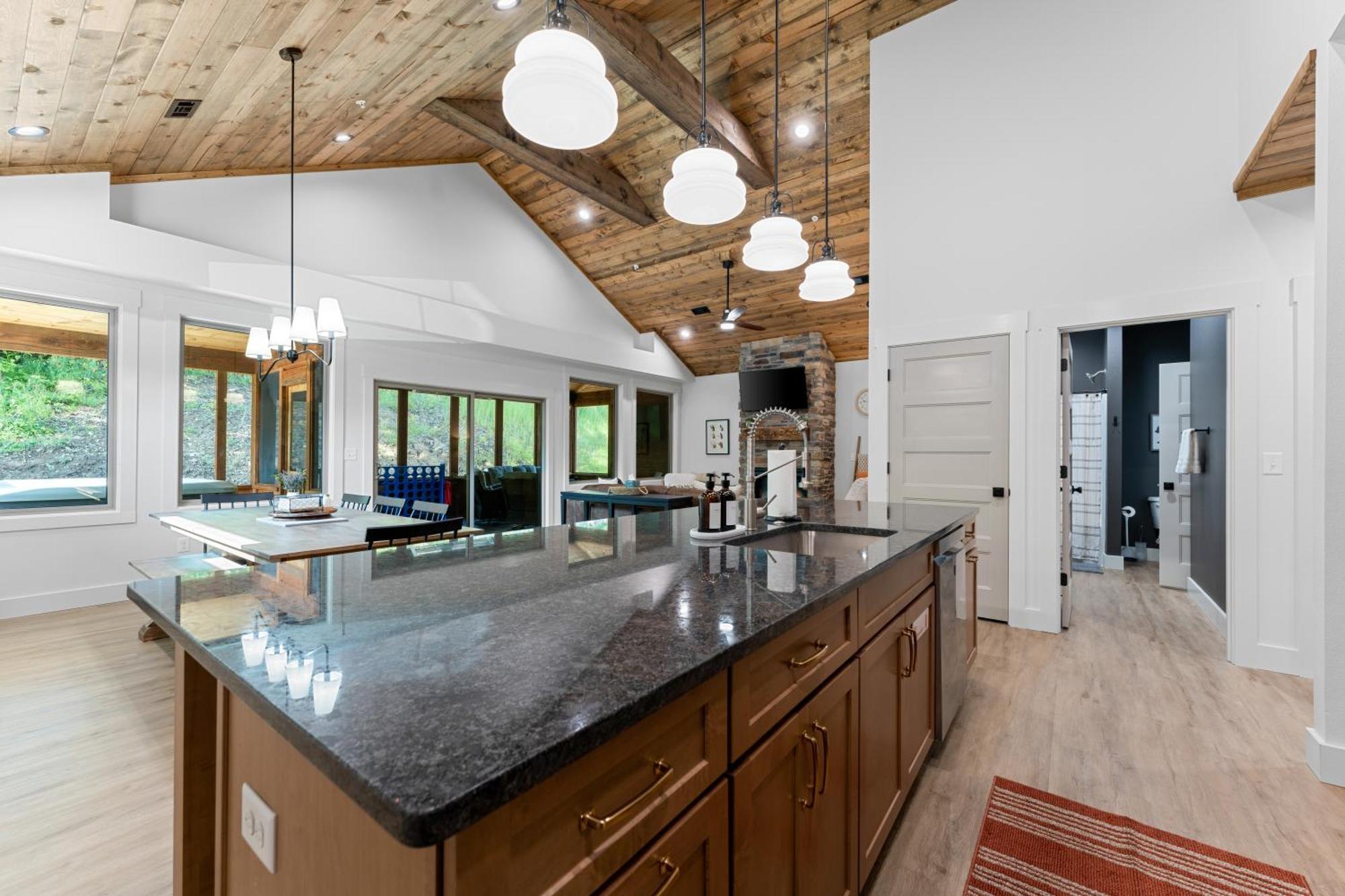 New Ozark Oasis Luxe Cabin Retreat With Hot Tub Hollister Bagian luar foto